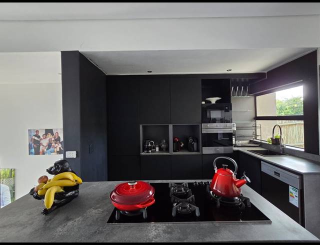 2 BEDROOM APARTMENT FOR SALE IN PALM LAKES ESTATE